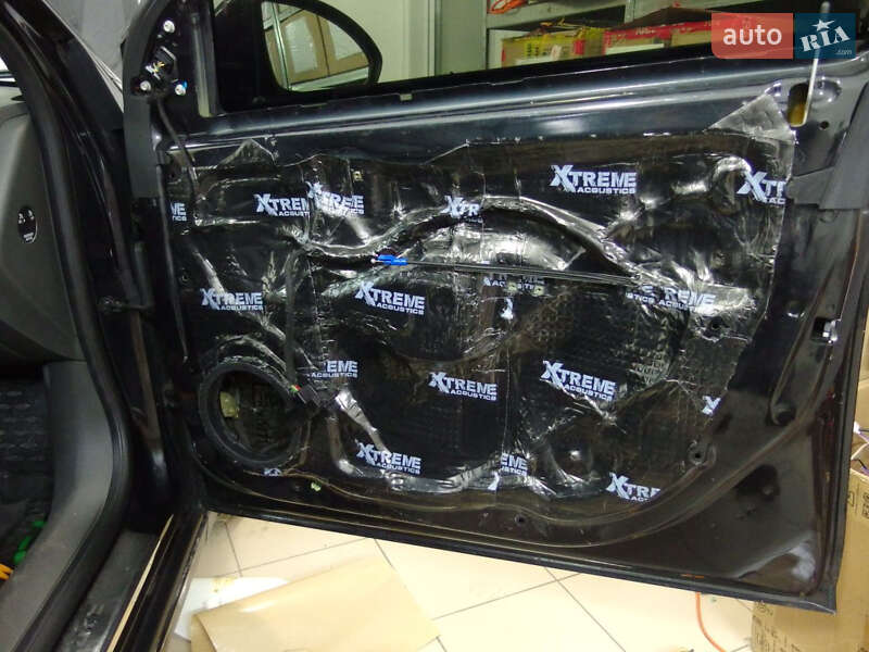 Седан Chevrolet Cruze 2010 в Києві