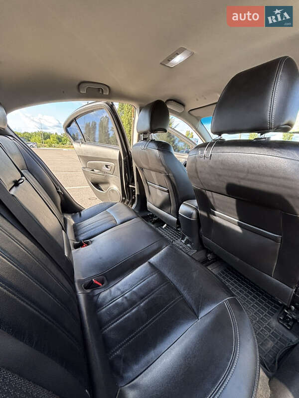 Седан Chevrolet Cruze 2012 в Кременчуге