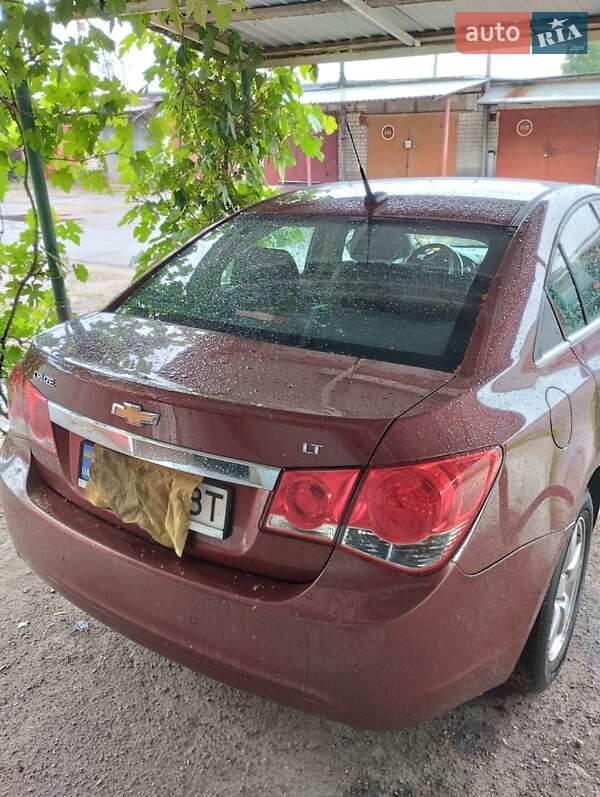 Седан Chevrolet Cruze 2012 в Чернигове