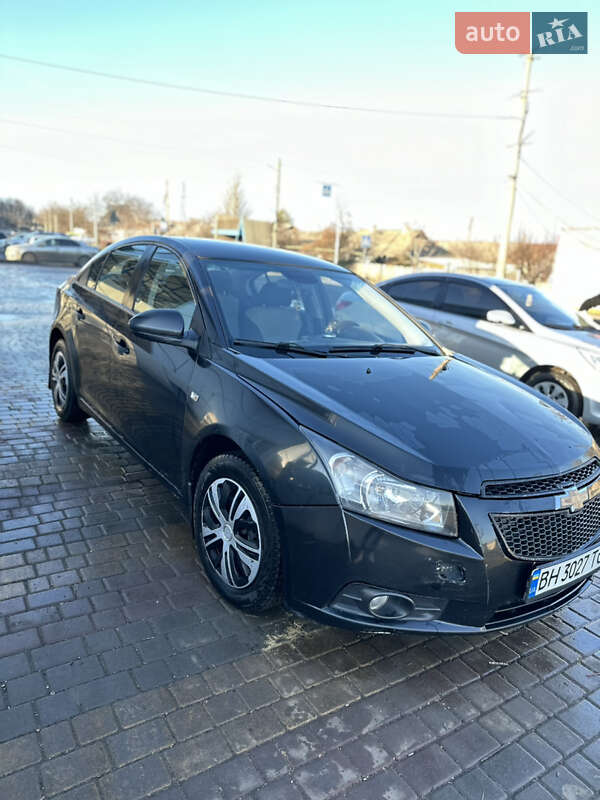 Седан Chevrolet Cruze 2011 в Подольске