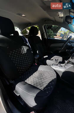 Седан Chevrolet Cruze 2011 в 