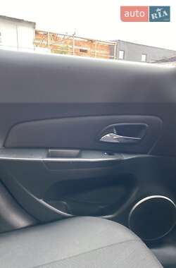 Седан Chevrolet Cruze 2014 в 