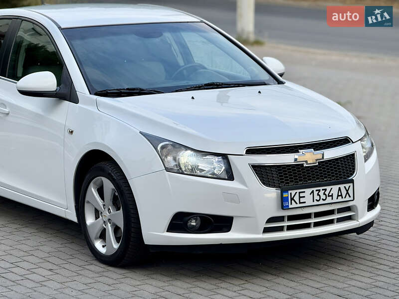 Седан Chevrolet Cruze 2010 в Дніпрі