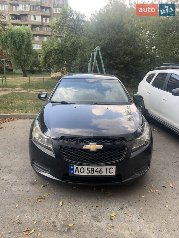 Седан Chevrolet Cruze 2009 в Ужгороді