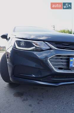 Седан Chevrolet Cruze 2018 в Киеве