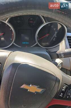 Седан Chevrolet Cruze 2009 в Ганичах