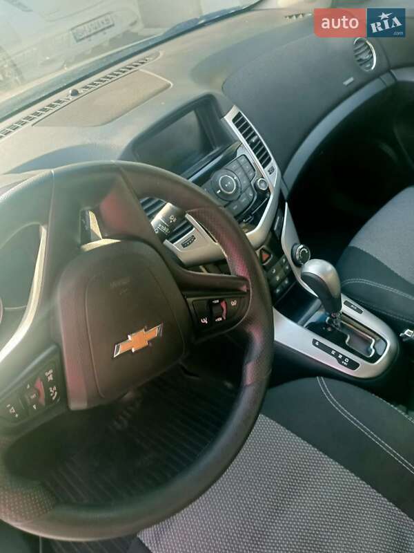 Седан Chevrolet Cruze 2015 в Одессе