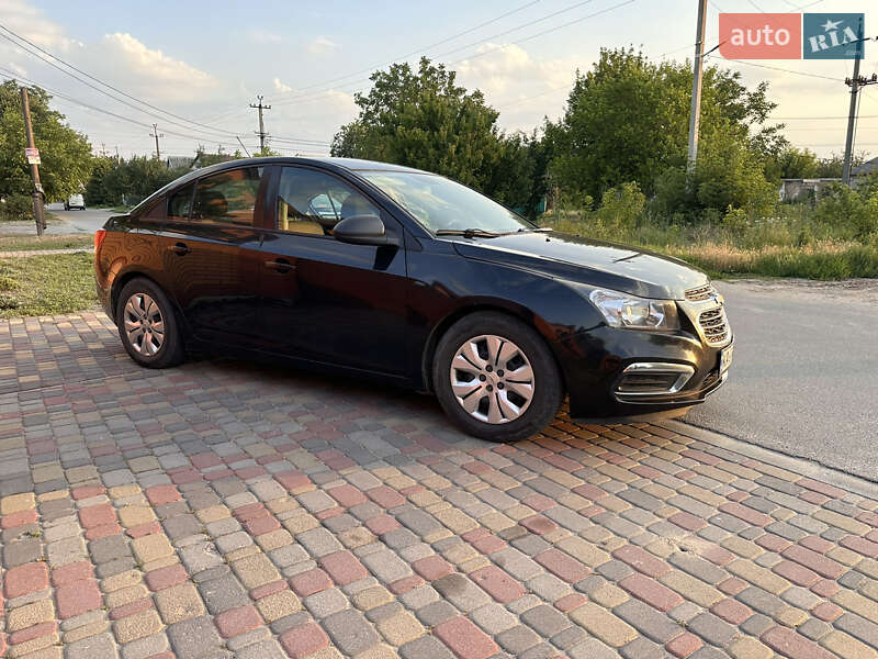 Седан Chevrolet Cruze 2015 в Новомосковске