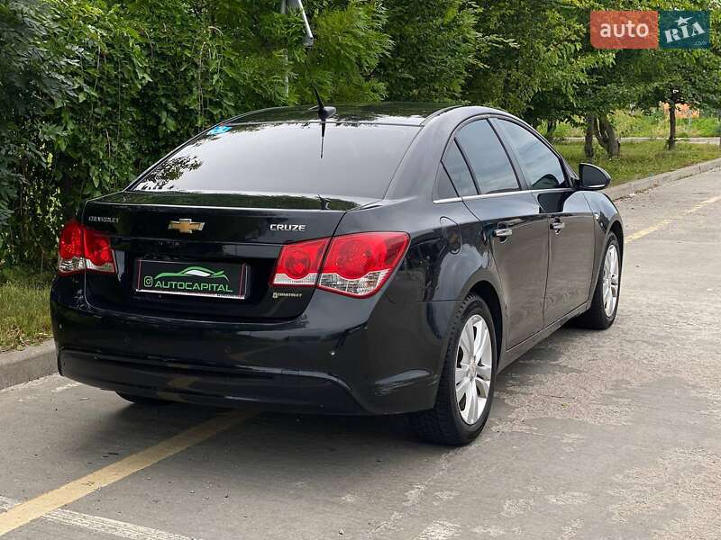 Седан Chevrolet Cruze 2012 в Киеве
