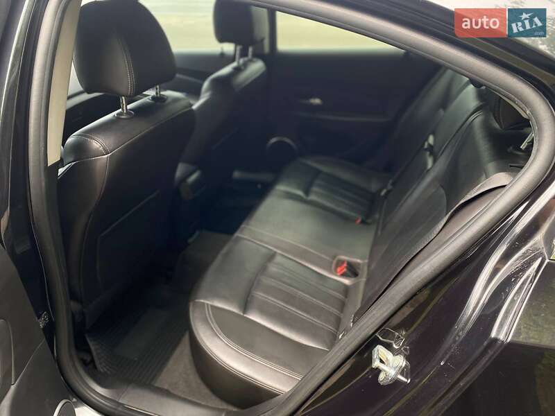 Седан Chevrolet Cruze 2012 в Киеве