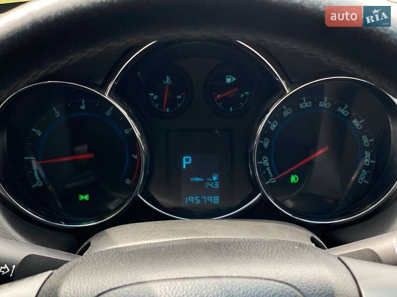 Седан Chevrolet Cruze 2012 в Киеве