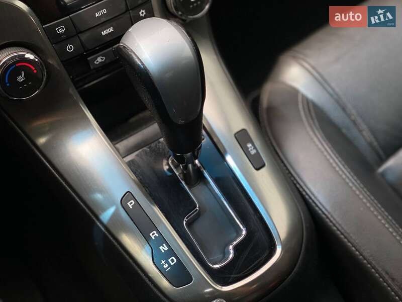 Седан Chevrolet Cruze 2012 в Киеве