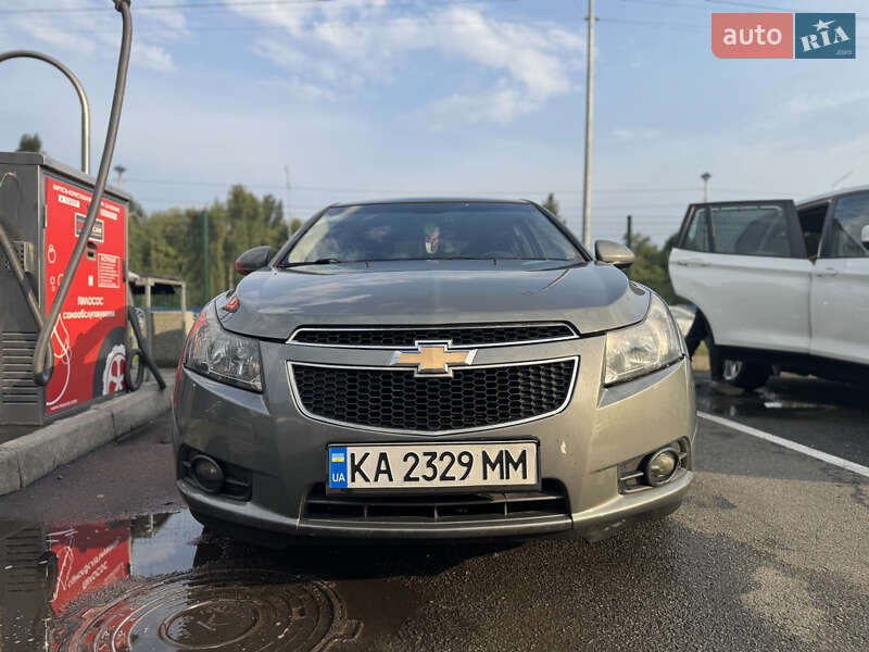Chevrolet Cruze 2011