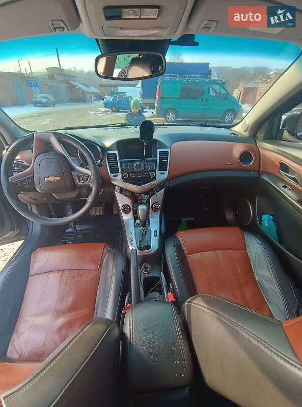 Седан Chevrolet Cruze 2011 в Хмельницькому