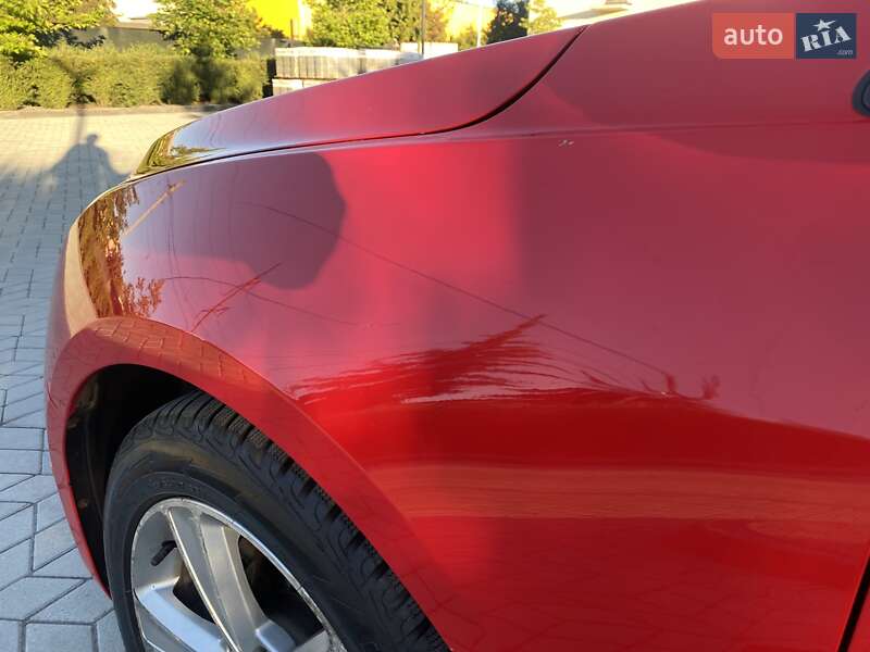 Седан Chevrolet Cruze 2015 в Львове