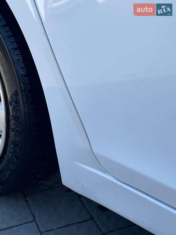 Седан Chevrolet Cruze 2014 в Міжгір'ї