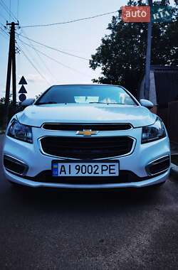 Седан Chevrolet Cruze 2015 в Стоянке
