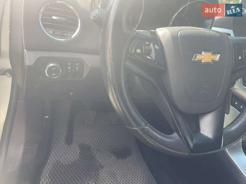 Седан Chevrolet Cruze 2011 в Киеве