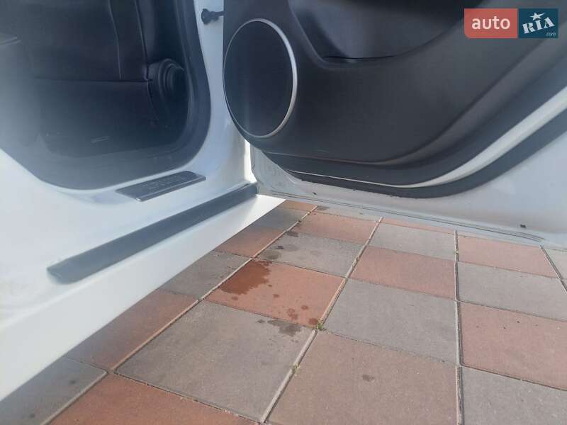 Седан Chevrolet Cruze 2010 в Броварах