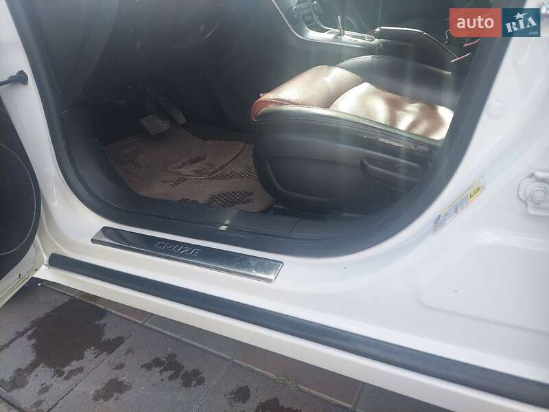 Седан Chevrolet Cruze 2010 в Броварах