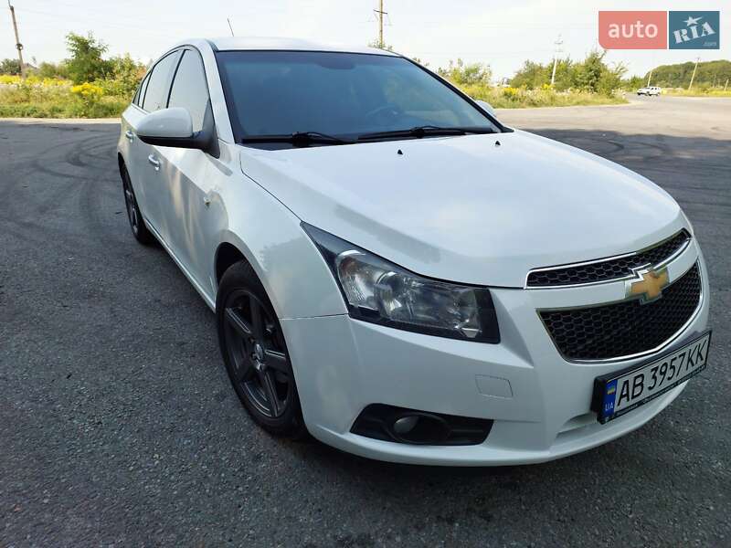 Седан Chevrolet Cruze 2011 в Виннице