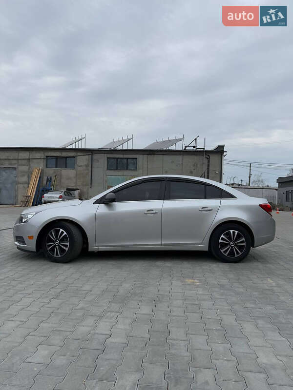 Седан Chevrolet Cruze 2011 в Одесі