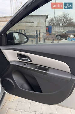 Седан Chevrolet Cruze 2011 в Одесі