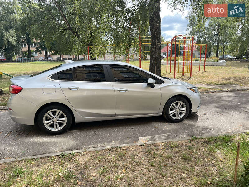 Седан Chevrolet Cruze 2018 в Лубнах
