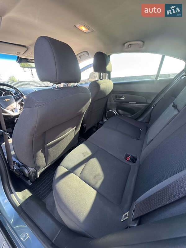 Седан Chevrolet Cruze 2014 в Кагарлыке