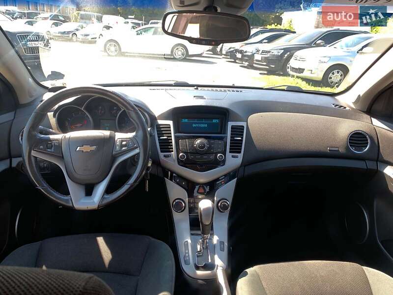 Седан Chevrolet Cruze 2011 в Вінниці