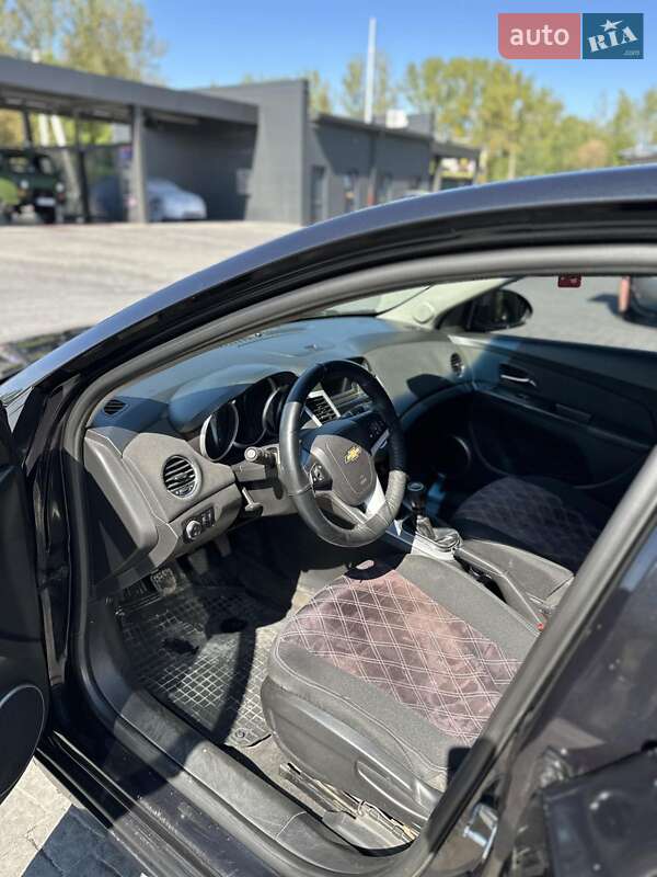 Седан Chevrolet Cruze 2011 в Івано-Франківську фото 4 Седан Chevrolet Cruze 2011 в Івано-Франківську