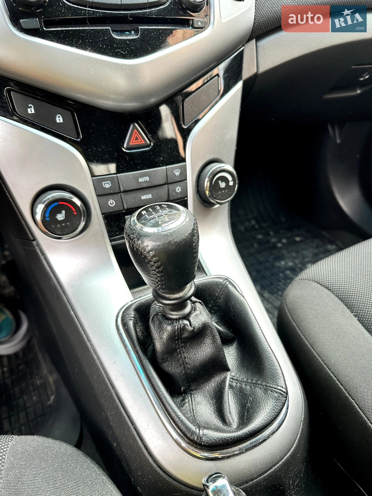 2012 Chevrolet Cruze - мініатюра 25