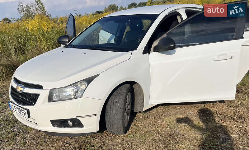 Седан Chevrolet Cruze 2015 в Борисполе