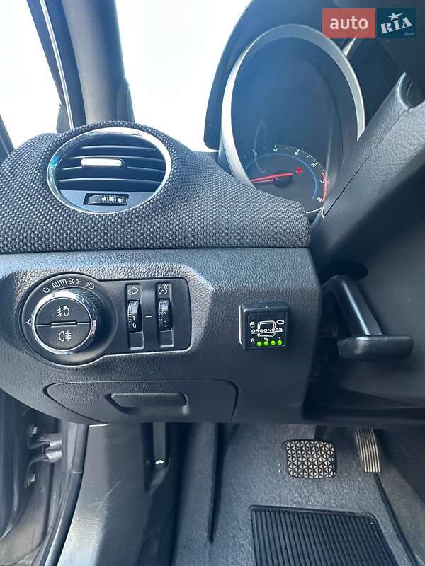 Седан Chevrolet Cruze 2014 в Дніпрі