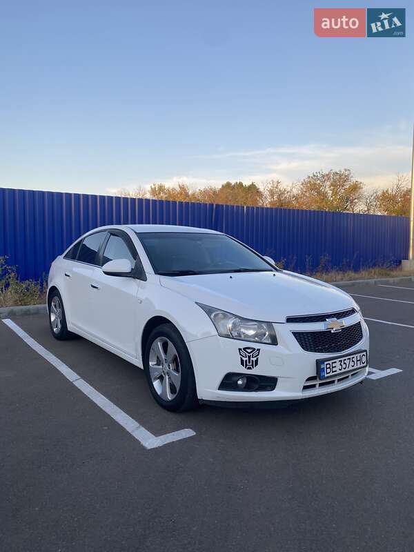 Седан Chevrolet Cruze 2012 в Николаеве фото 4 Седан Chevrolet Cruze 2012 в Николаеве