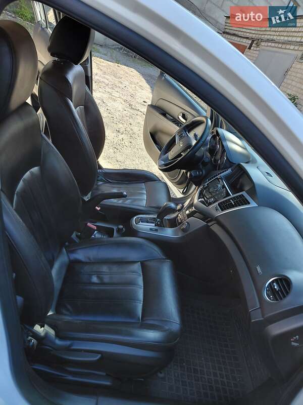 Седан Chevrolet Cruze 2011 в Запорожье