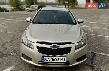 Седан Chevrolet Cruze 2014 в Киеве