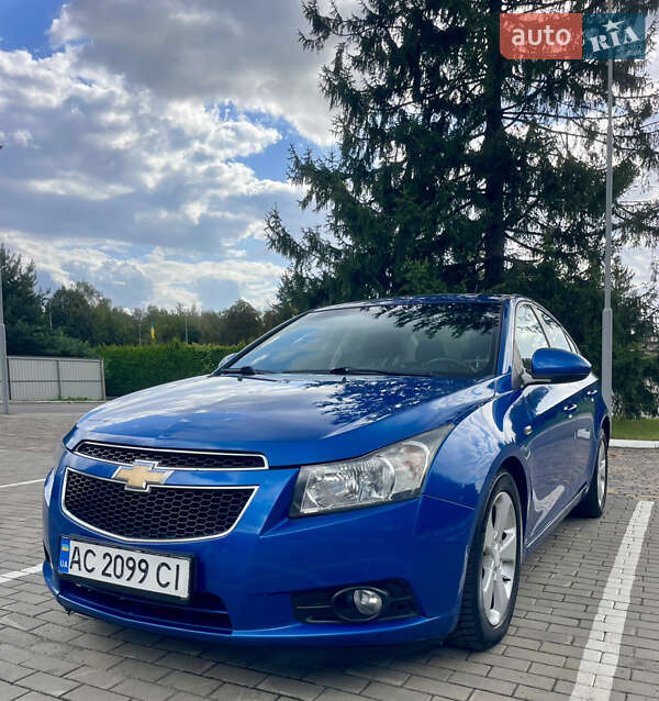 Седан Chevrolet Cruze 2011 в Луцьку