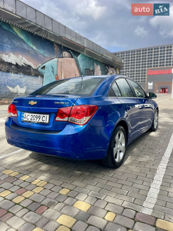 Седан Chevrolet Cruze 2011 в Луцьку