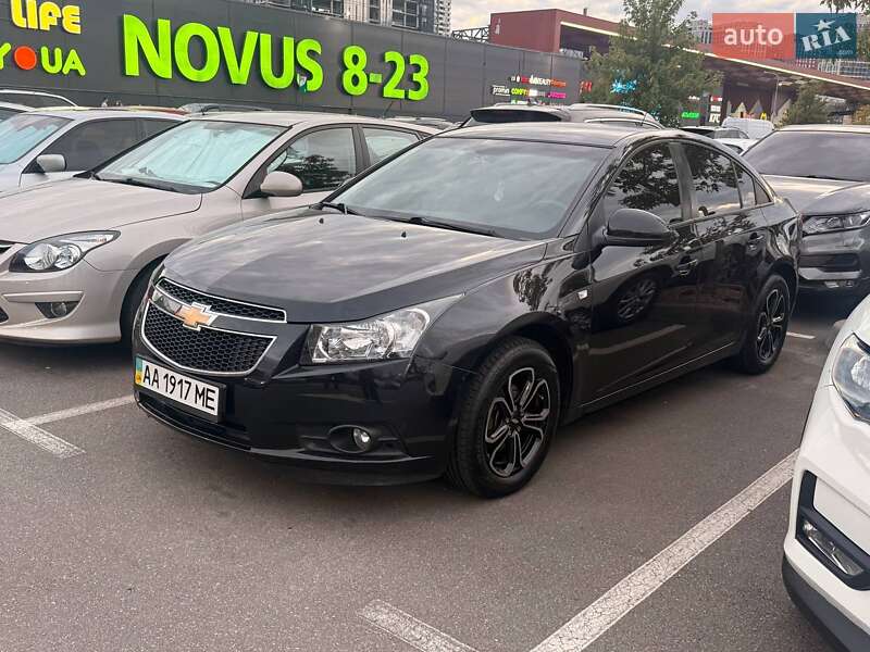 Седан Chevrolet Cruze 2012 в Киеве