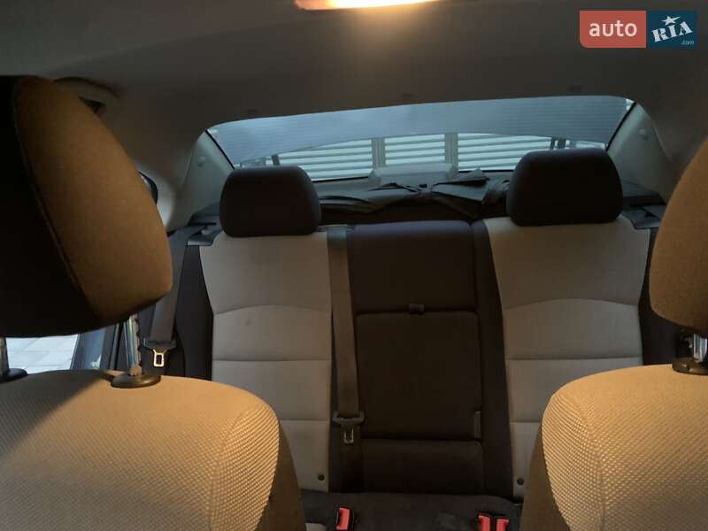 Седан Chevrolet Cruze 2012 в Львове