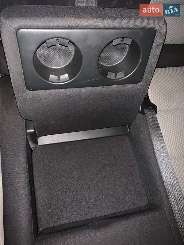 Седан Chevrolet Cruze 2012 в Львове