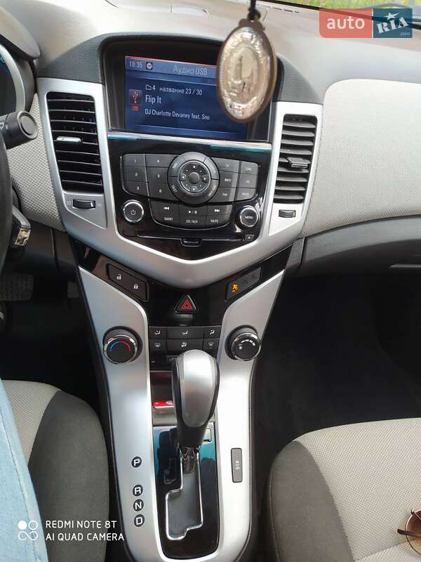 Седан Chevrolet Cruze 2010 в Шептицькому