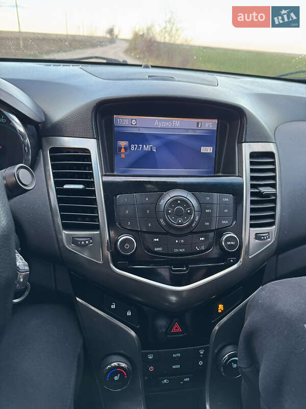 Седан Chevrolet Cruze 2012 в Івано-Франківську фото 4 Седан Chevrolet Cruze 2012 в Івано-Франківську