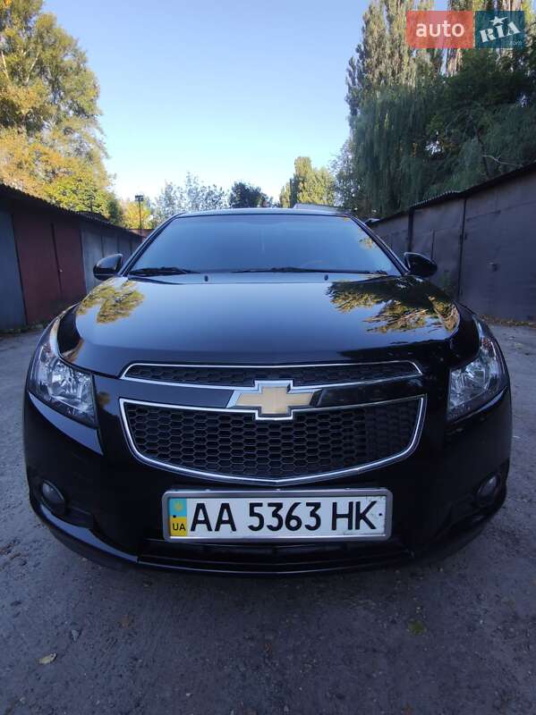 Седан Chevrolet Cruze 2012 в Киеве