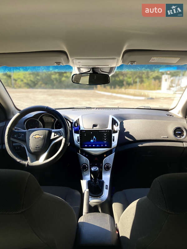 Седан Chevrolet Cruze 2012 в Шепетівці