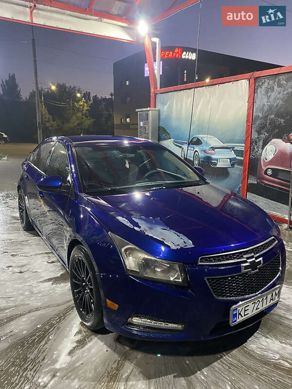 Седан Chevrolet Cruze 2013 в Днепре
