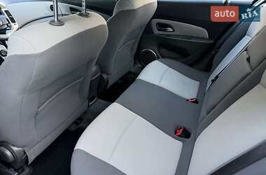 Седан Chevrolet Cruze 2009 в 
