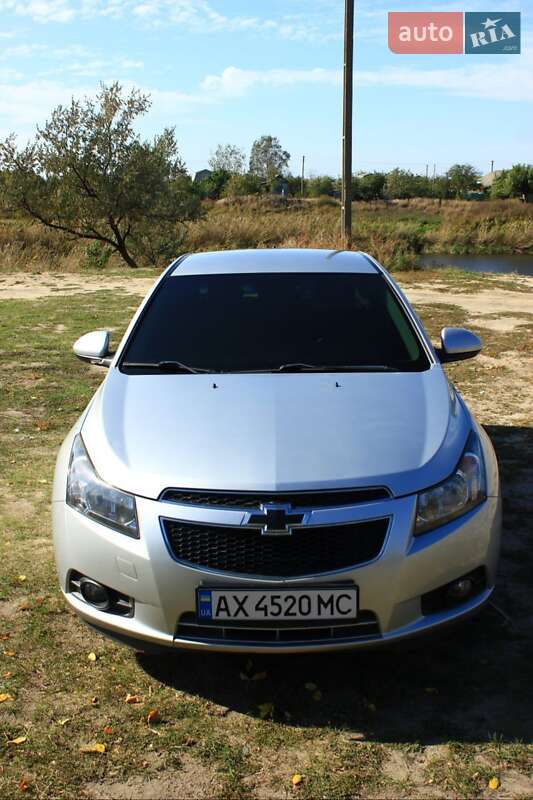 Седан Chevrolet Cruze 2011 в 