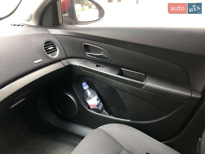 Седан Chevrolet Cruze 2010 в Тернополі фото 2 Седан Chevrolet Cruze 2010 в Тернополі